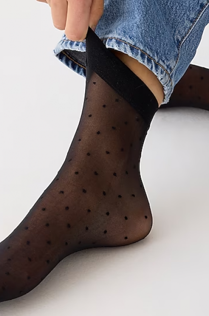 Top 8 Women’s Socks And Leggings To Buy Today-1